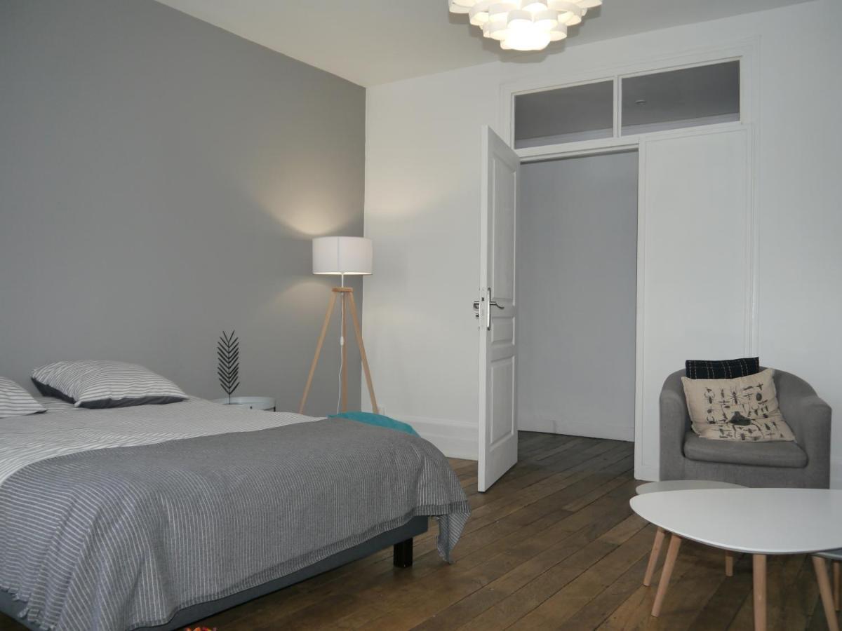 Appartement Hypercentre Tarbes - 2 Grandes Chambres Luaran gambar